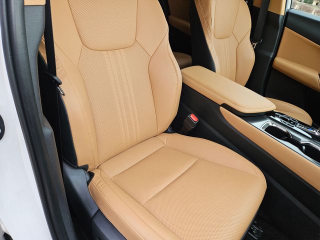 Thumbnail: 2025 Lexus ES - 12