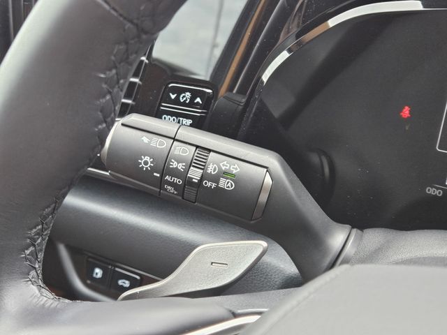 Thumbnail: 2025 Lexus ES - 31