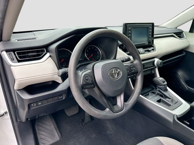 Thumbnail: 2022 Toyota RAV4 - 2