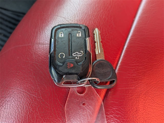 Thumbnail: 2019 Chevrolet Silverado 1500 - 17