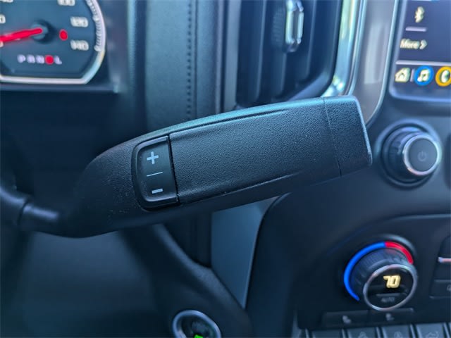 Thumbnail: 2019 Chevrolet Silverado 1500 - 33