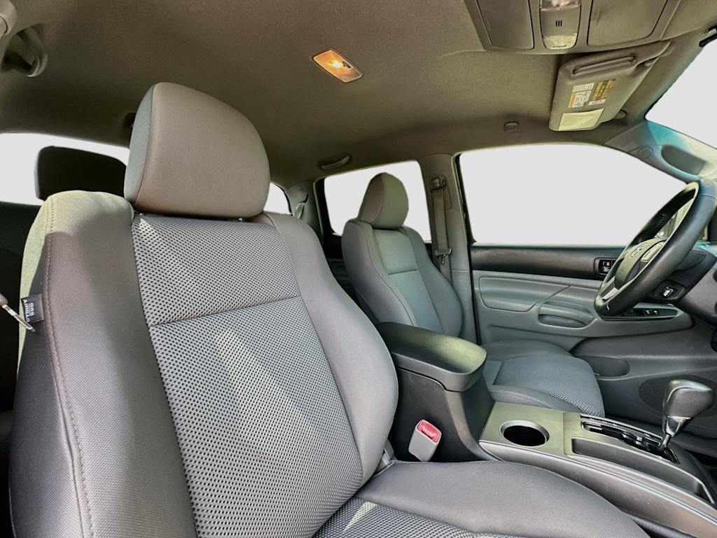 Thumbnail: 2012 Toyota Tacoma - 29
