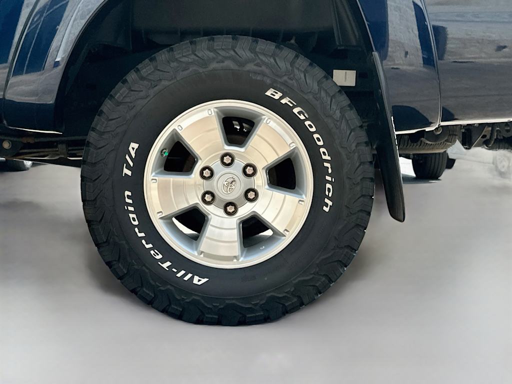 Thumbnail: 2012 Toyota Tacoma - 6