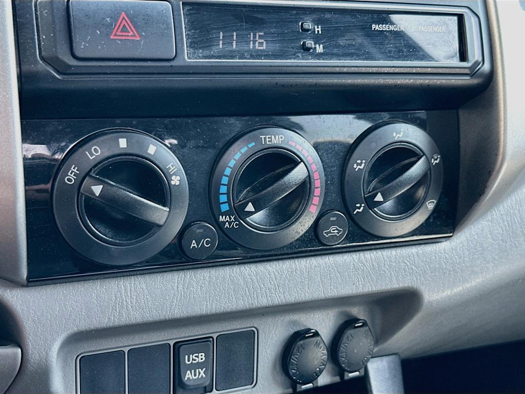 Thumbnail: 2012 Toyota Tacoma - 25