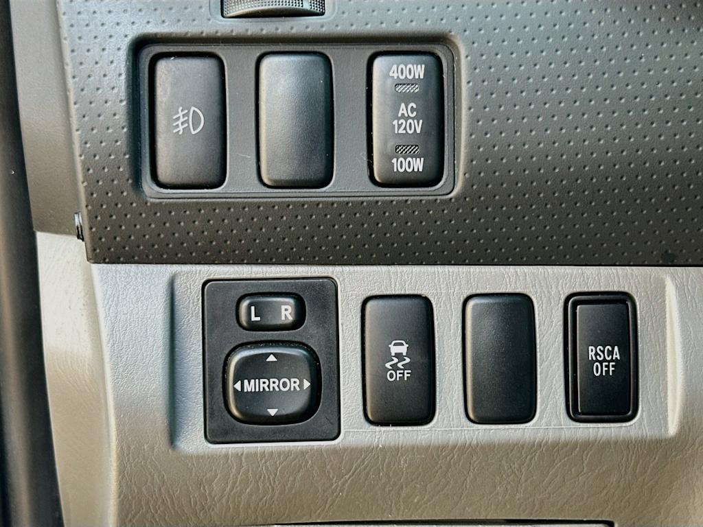 Thumbnail: 2012 Toyota Tacoma - 23