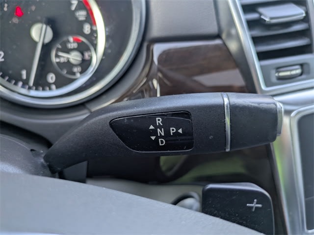 Thumbnail: 2015 Mercedes-Benz M-Class - 34