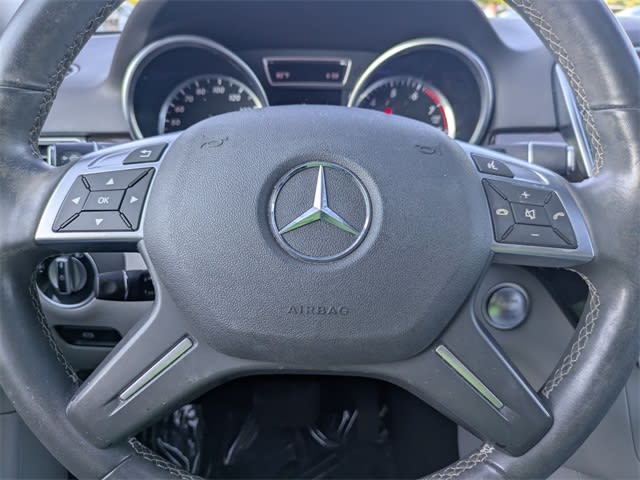 Thumbnail: 2015 Mercedes-Benz M-Class - 27