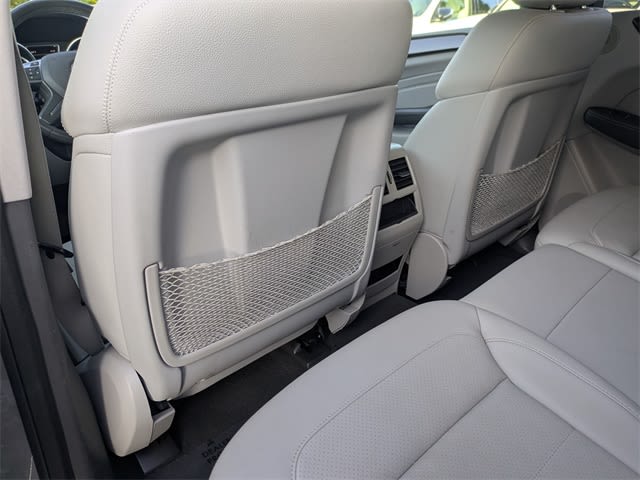 Thumbnail: 2015 Mercedes-Benz M-Class - 12