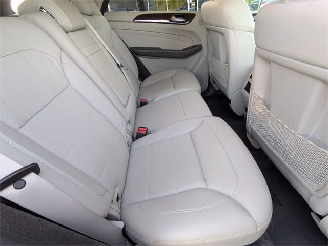 Thumbnail: 2015 Mercedes-Benz M-Class - 26