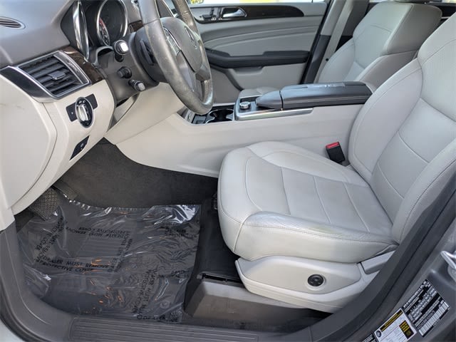 Thumbnail: 2015 Mercedes-Benz M-Class - 10