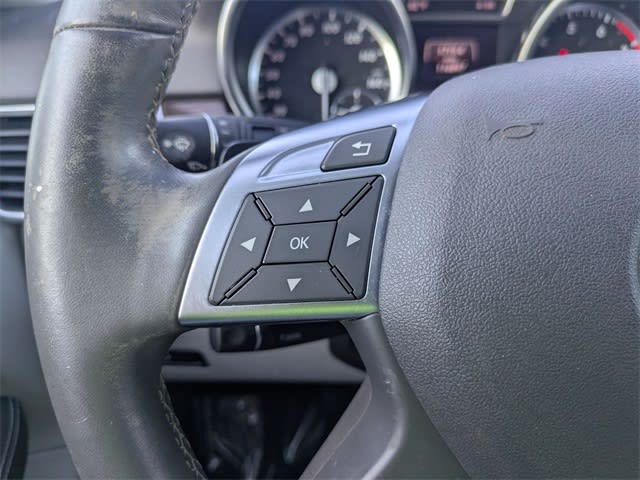 Thumbnail: 2015 Mercedes-Benz M-Class - 28