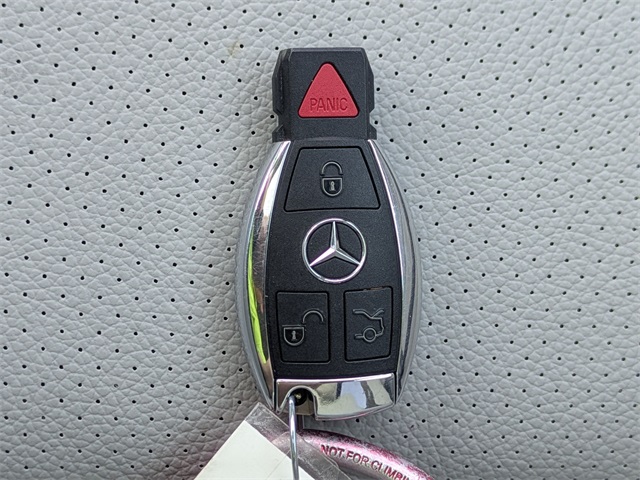 Thumbnail: 2015 Mercedes-Benz M-Class - 16