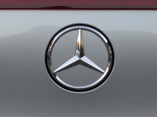 Thumbnail: 2023 Mercedes-Benz EQS - 21