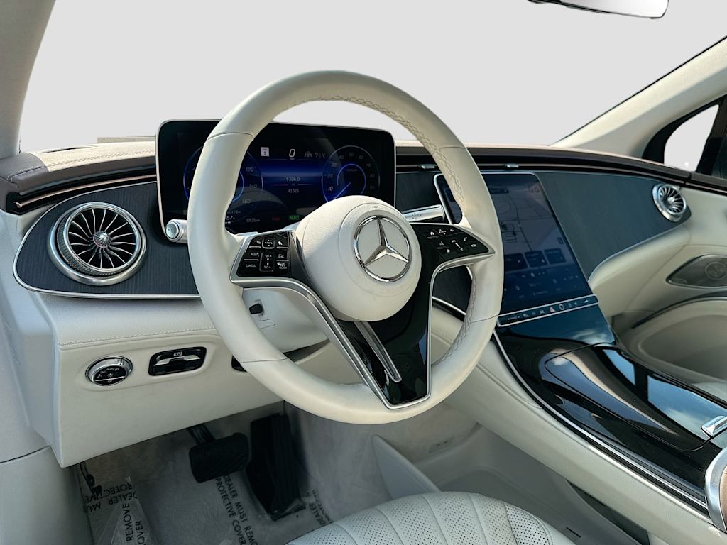 Thumbnail: 2023 Mercedes-Benz EQS - 2