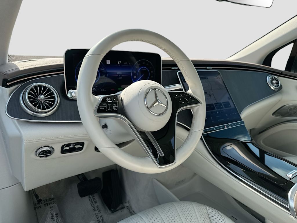 Thumbnail: 2023 Mercedes-Benz EQS - 2