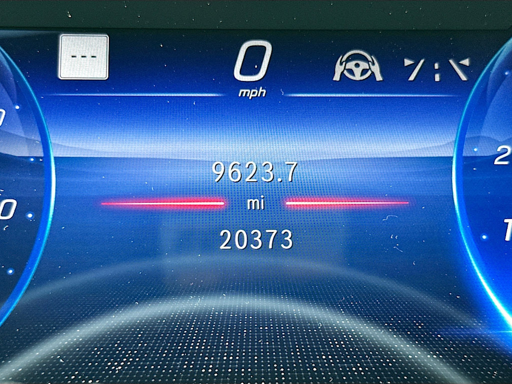 Thumbnail: 2023 Mercedes-Benz EQS - 16