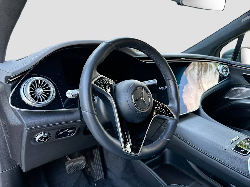 Thumbnail: 2023 Mercedes-Benz EQS - 2