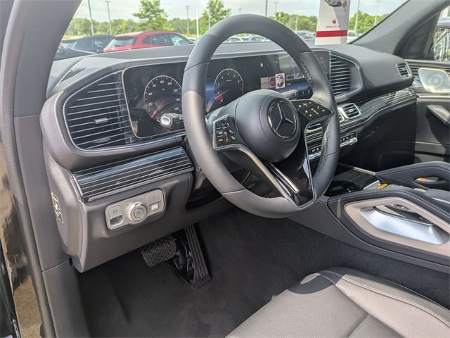 Thumbnail: 2025 Mercedes-Benz GLE - 2