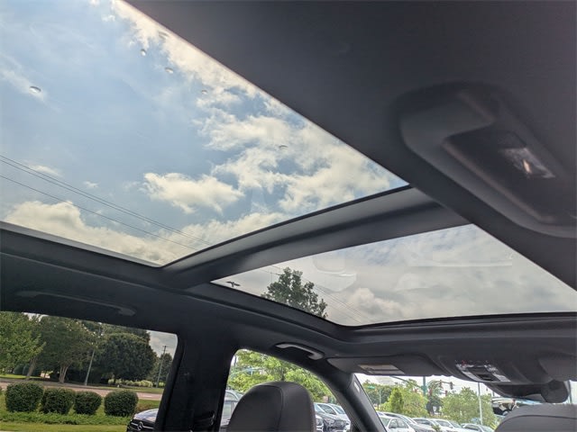 Thumbnail: 2025 Mercedes-Benz GLE - 27