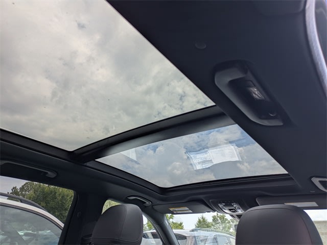 Thumbnail: 2025 Mercedes-Benz GLE - 27