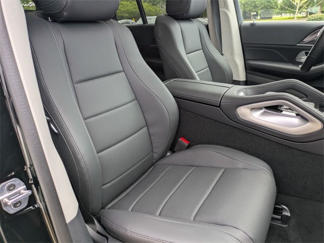 Thumbnail: 2025 Mercedes-Benz GLE - 11