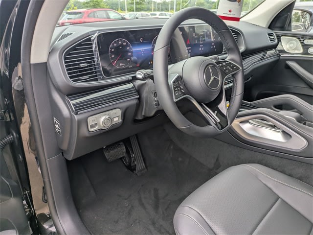 Thumbnail: 2025 Mercedes-Benz GLE - 20