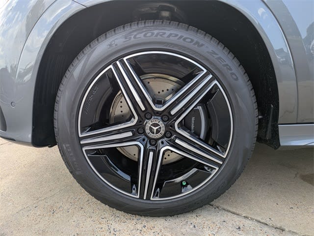 Thumbnail: 2025 Mercedes-Benz GLE - 8