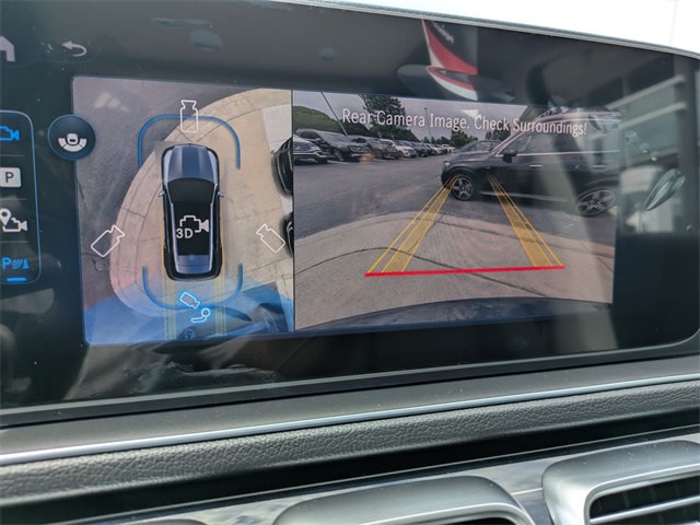 Thumbnail: 2025 Mercedes-Benz GLE - 32