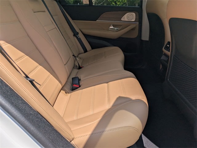 Thumbnail: 2025 Mercedes-Benz GLE - 26