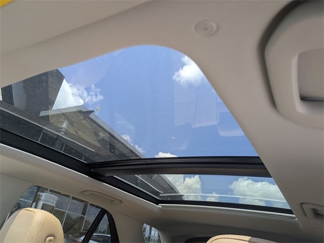 Thumbnail: 2025 Mercedes-Benz GLE - 25