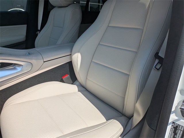 Thumbnail: 2025 Mercedes-Benz GLE - 10