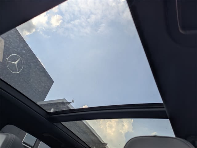 Thumbnail: 2025 Mercedes-Benz GLE - 25