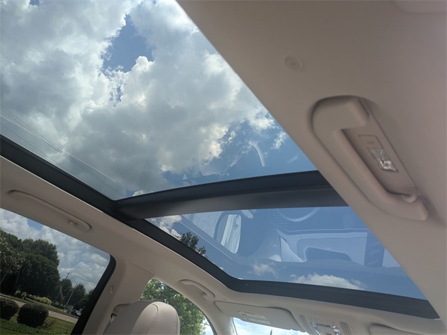 Thumbnail: 2025 Mercedes-Benz GLE - 26