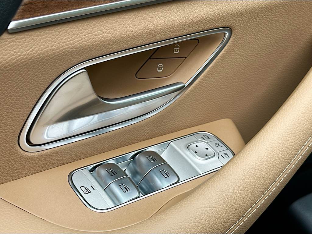Thumbnail: 2026 Mercedes-Benz GLE - 28
