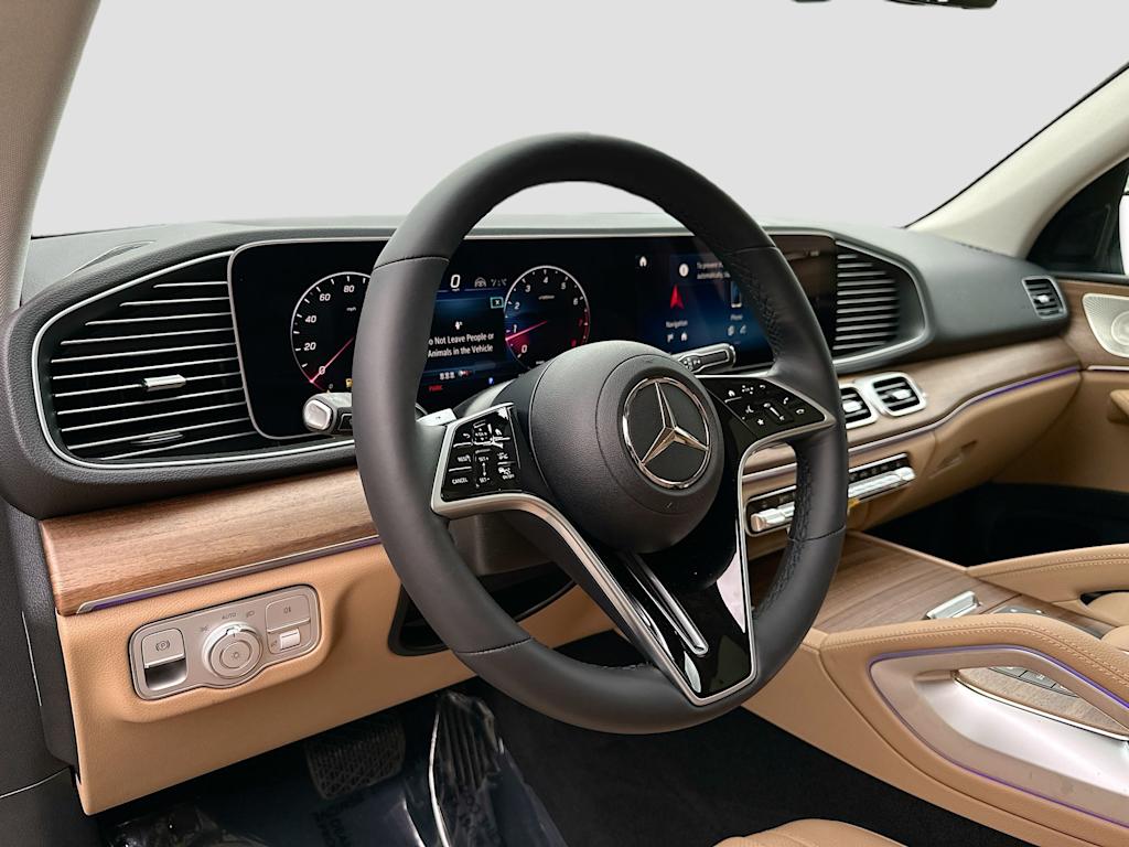 Thumbnail: 2026 Mercedes-Benz GLE - 2