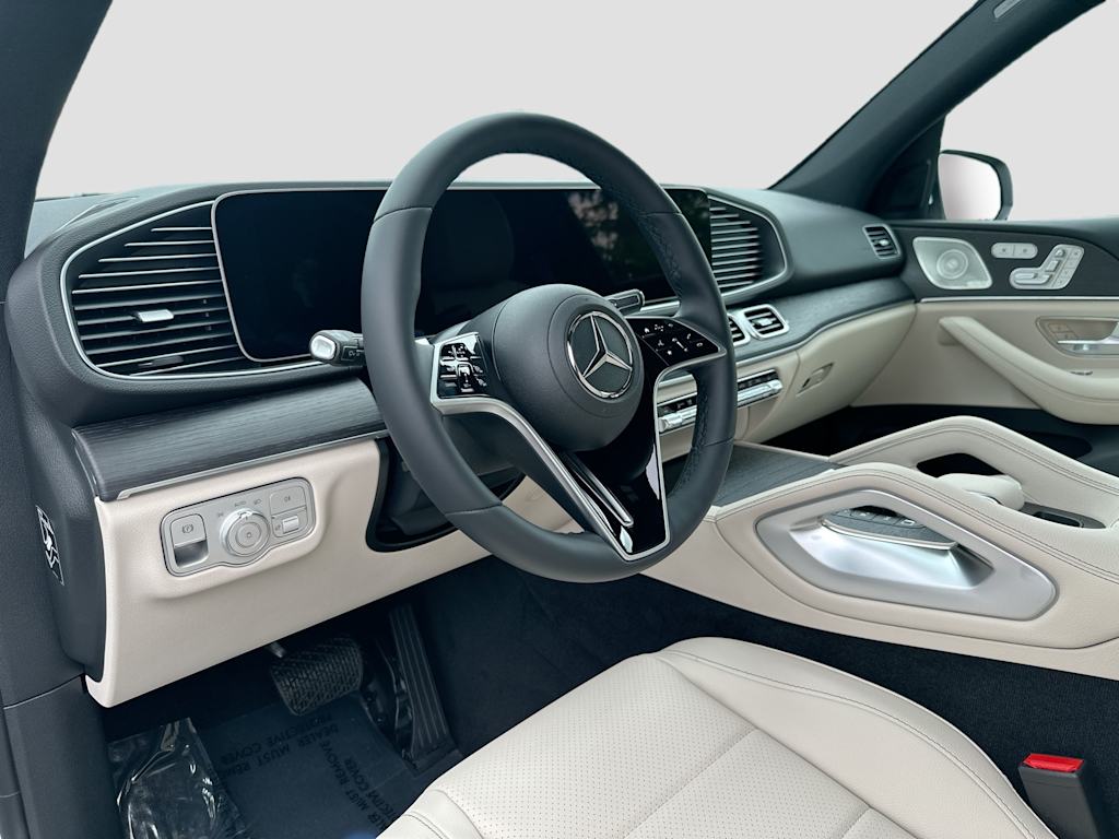 Thumbnail: 2026 Mercedes-Benz GLE - 2