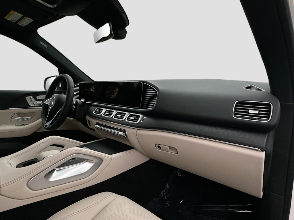 Thumbnail: 2026 Mercedes-Benz GLE - 33