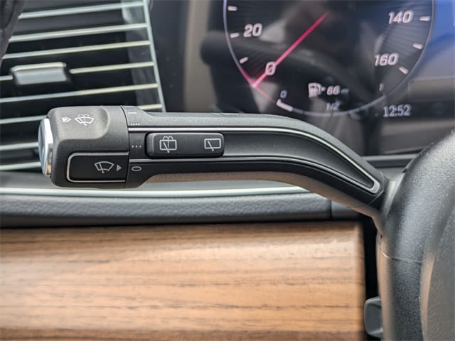 Thumbnail: 2025 Mercedes-Benz GLE - 30