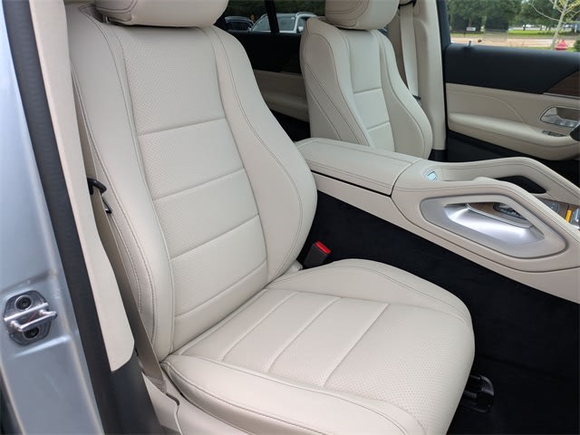 Thumbnail: 2025 Mercedes-Benz GLE - 27