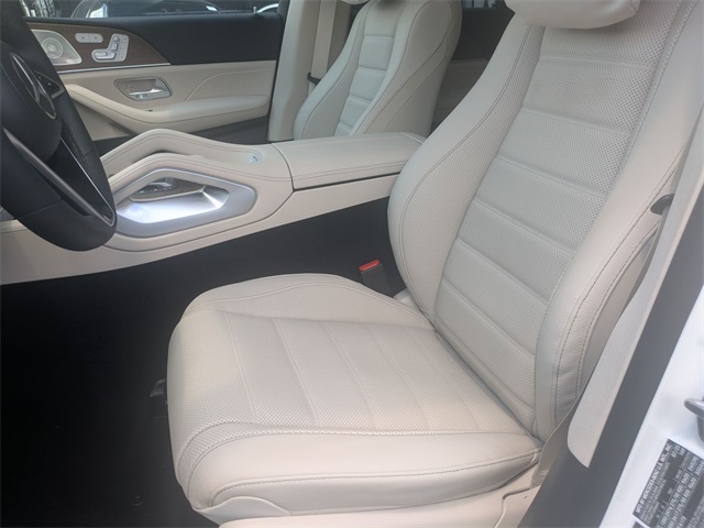 Thumbnail: 2025 Mercedes-Benz GLE - 10