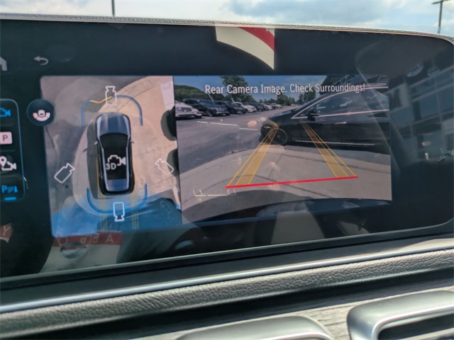 Thumbnail: 2025 Mercedes-Benz GLE - 31