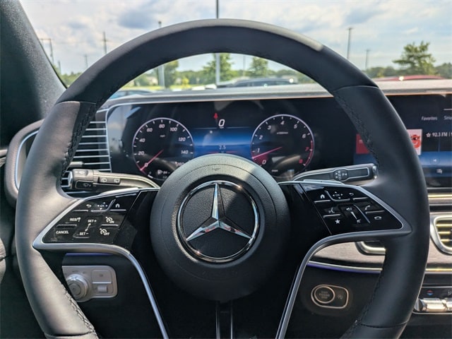 Thumbnail: 2025 Mercedes-Benz GLE - 13