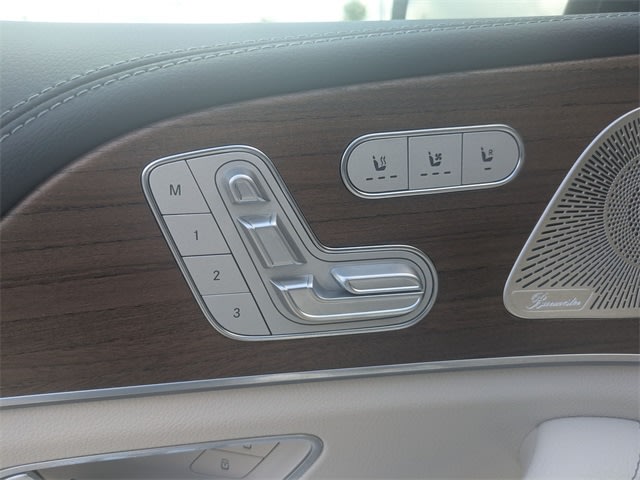 Thumbnail: 2025 Mercedes-Benz GLE - 21