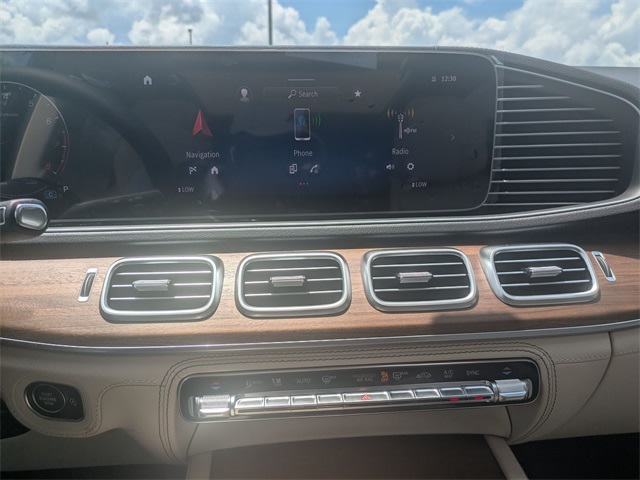 Thumbnail: 2025 Mercedes-Benz GLE - 28