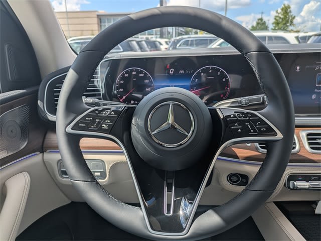 Thumbnail: 2025 Mercedes-Benz GLE - 13