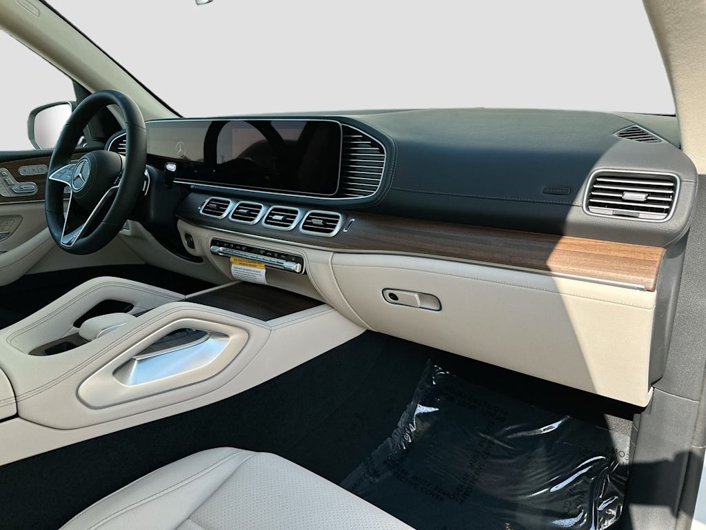 Thumbnail: 2026 Mercedes-Benz GLE - 31