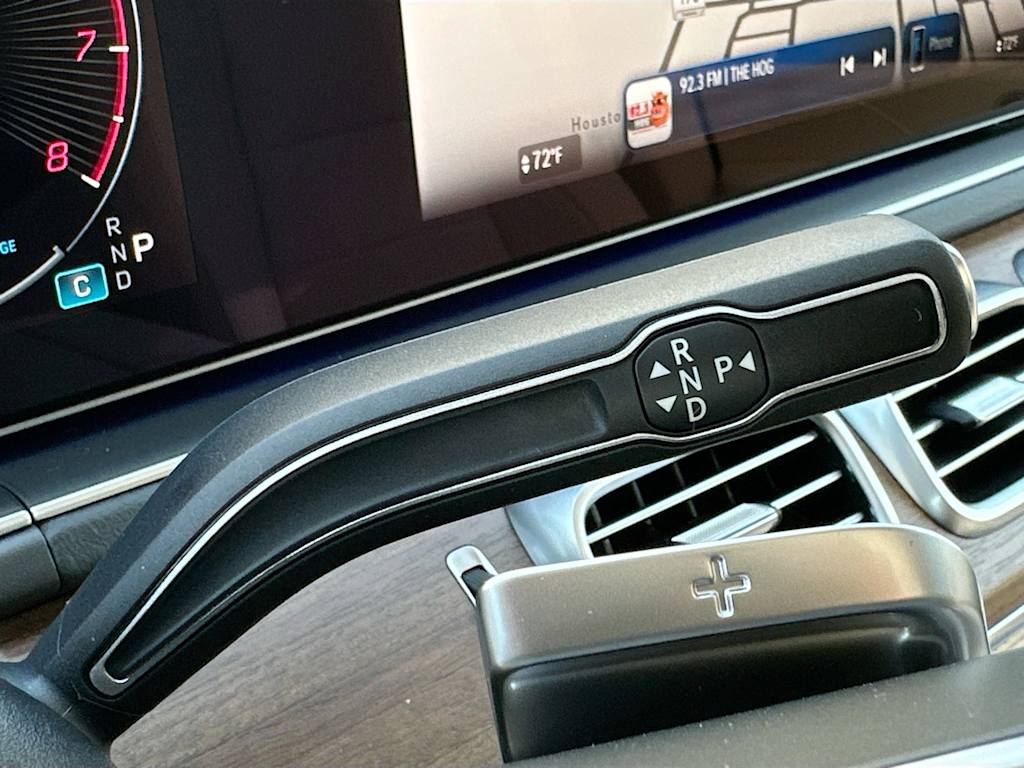 Thumbnail: 2026 Mercedes-Benz GLE - 25