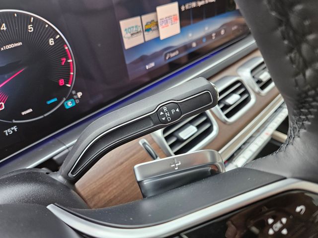 Thumbnail: 2026 Mercedes-Benz GLE - 39