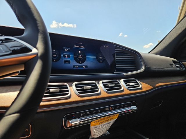 Thumbnail: 2026 Mercedes-Benz GLE - 14