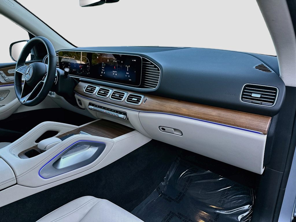 Thumbnail: 2026 Mercedes-Benz GLE - 32